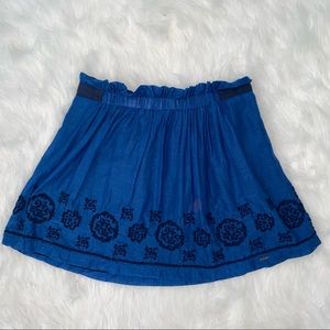 Hollister embroidered blue skirt large Y2K